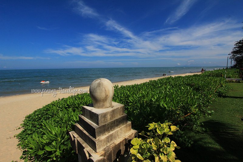 The beach at Parkroyal Penang