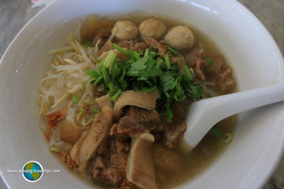 The Beach Street Gu Bak Koay Teow at the new stall