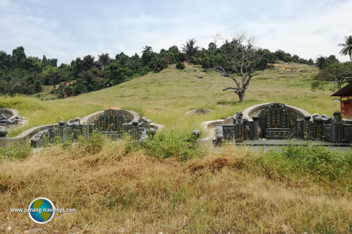 Bukit Tambun Chinese Cemetery