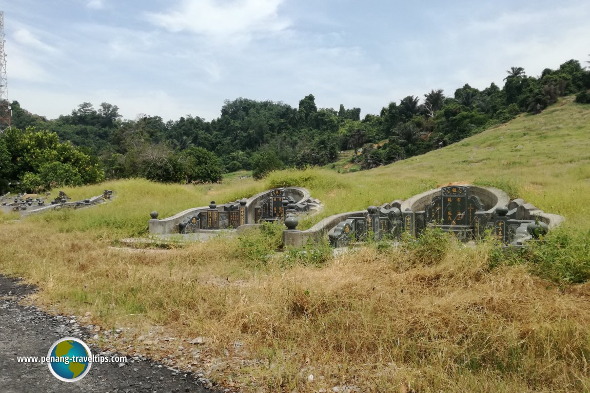 Bukit Tambun Chinese Cemetery