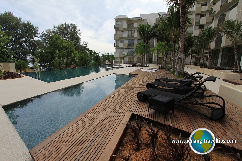 Swimming pool, By The Sea apartments