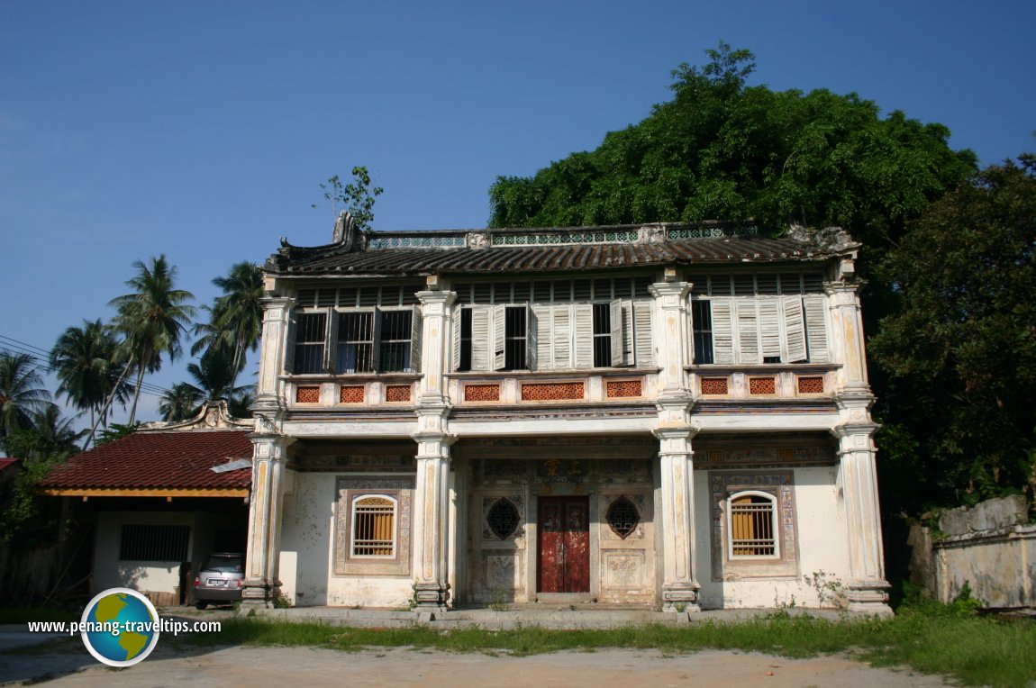 Chinese manor house in Bukit Tambun