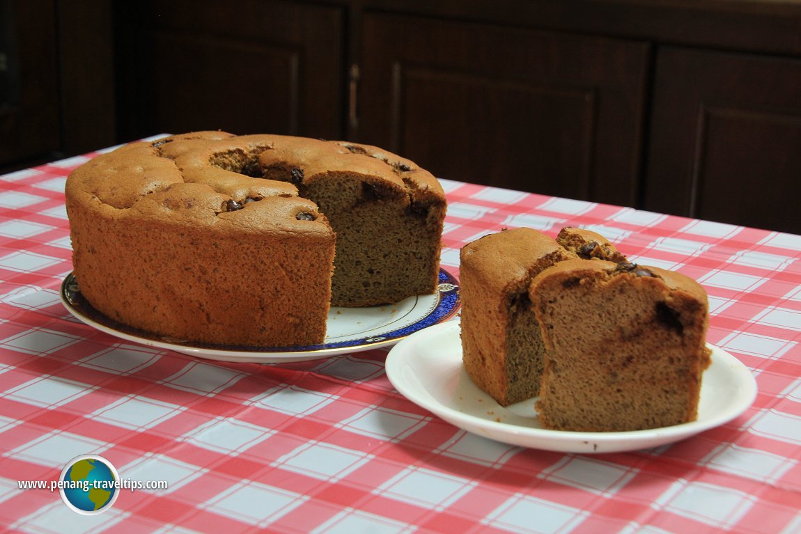 Chocolate Banana Chiffon Cake