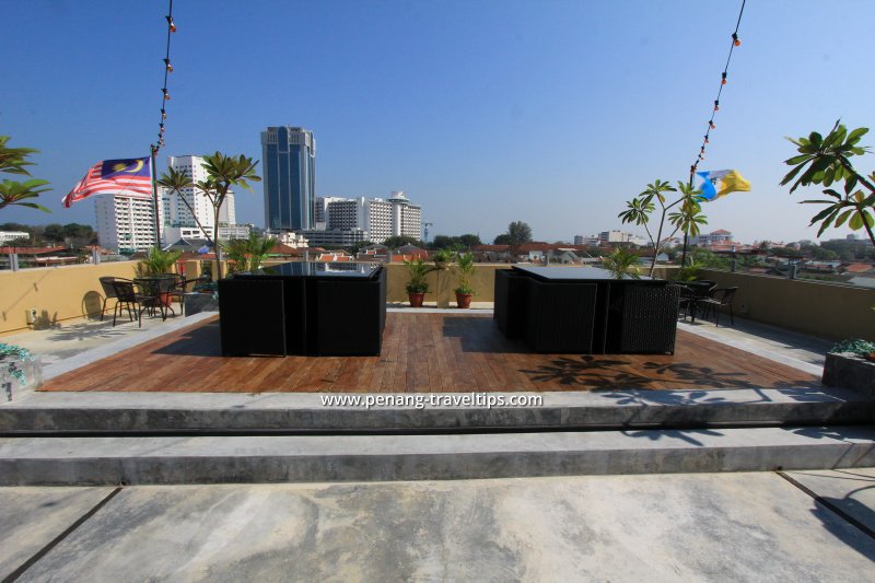 Chulia Mansion roof top deck
