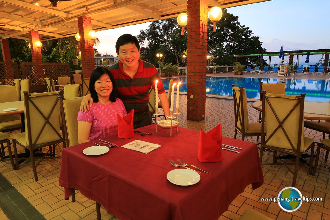 Candlelight dinner at Copthorne Orchid Hotel