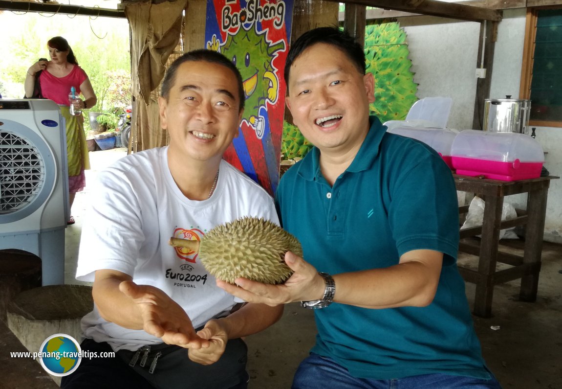 Timothy Tye with Mr Chang Teik Seng @ Durian Seng