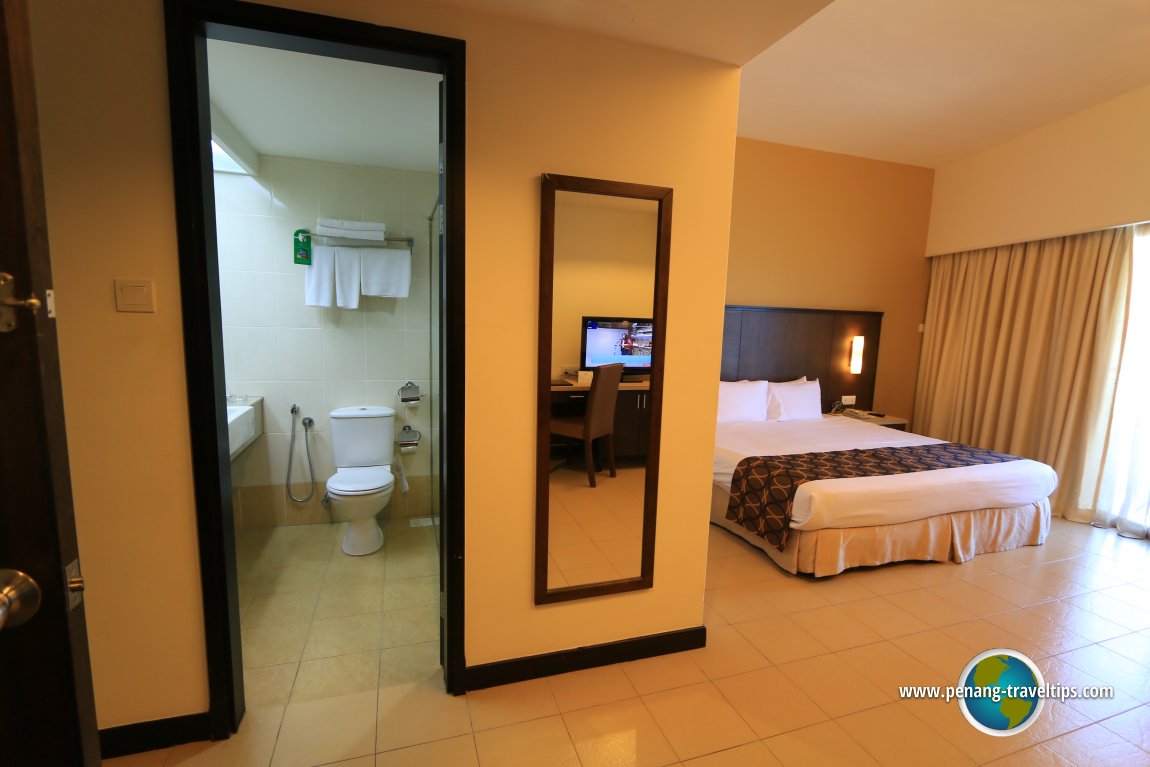3-Bedroom Suite, Flamingo By The Beach Hotel