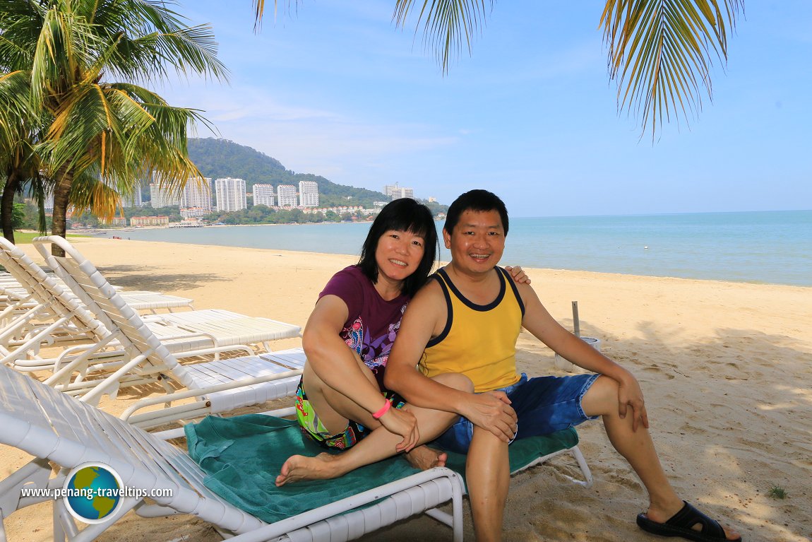 Enjoying the Tanjung Bungah seaside at Flamingo By The Beach