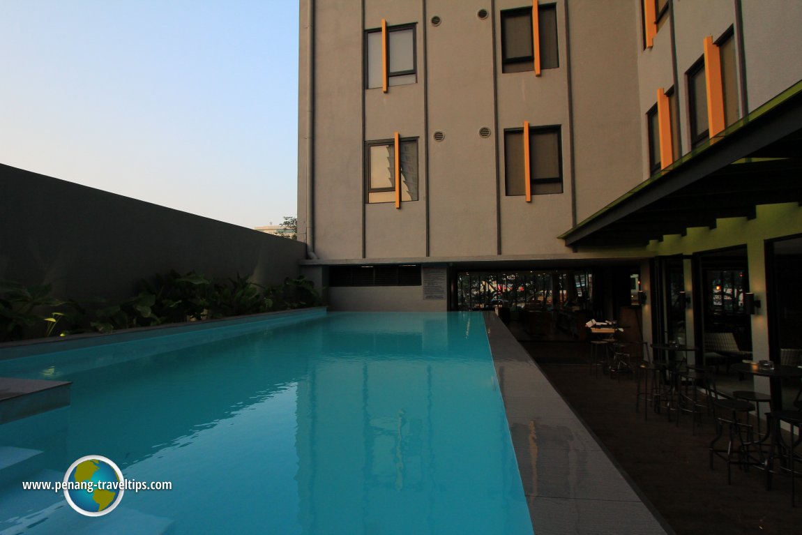 The swimming pool at GLOW Penang