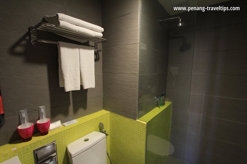 The bathroom at GLOW Penang