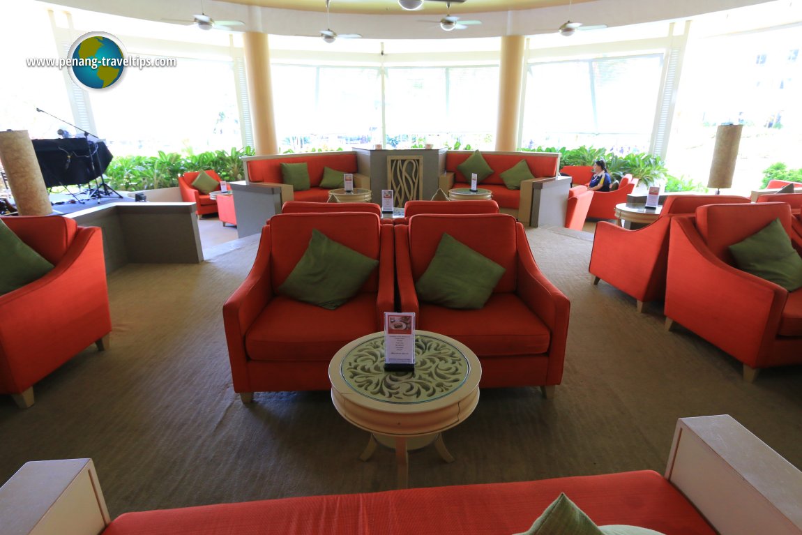 Lobby lounge at Golden Sands Resort