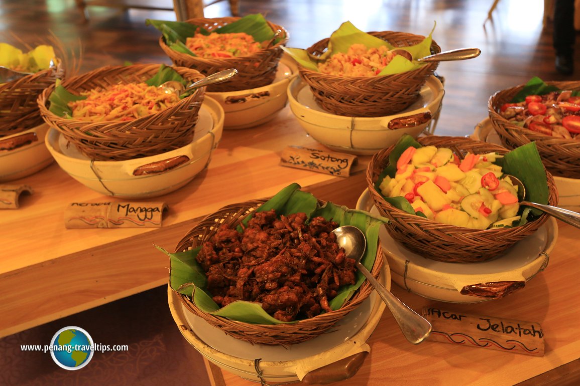 Iconic Hotel's Dapoq Pak Beh Ramadhan Buffet