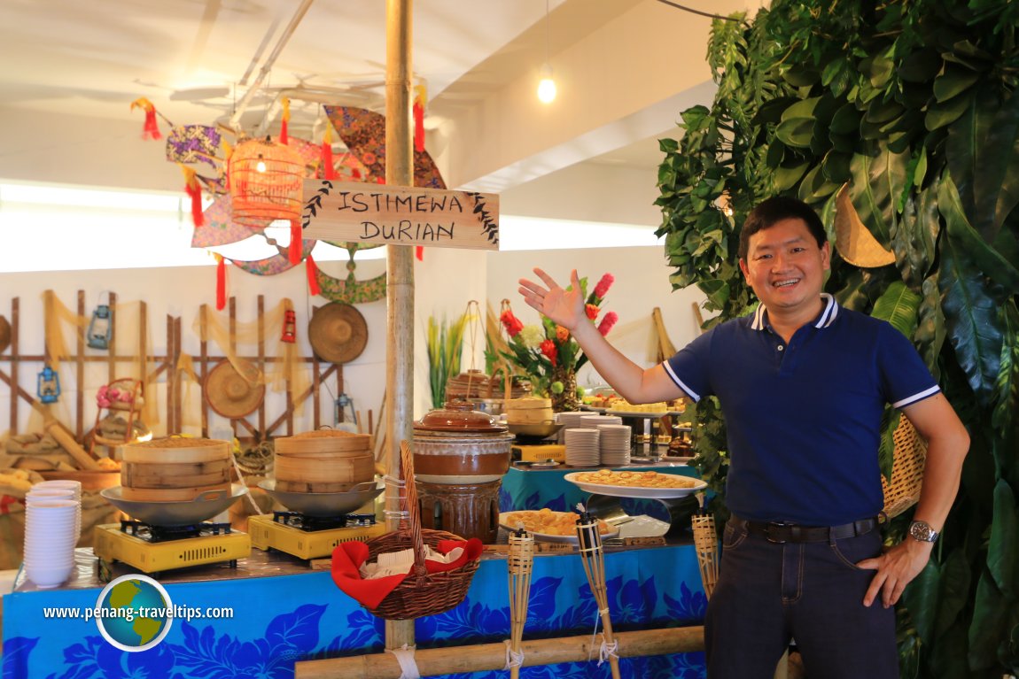 Iconic Hotel's Dapoq Pak Beh Ramadhan Buffet