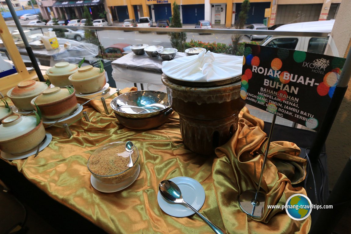 Sinaran Ramadan buffet at Ixora Hotel