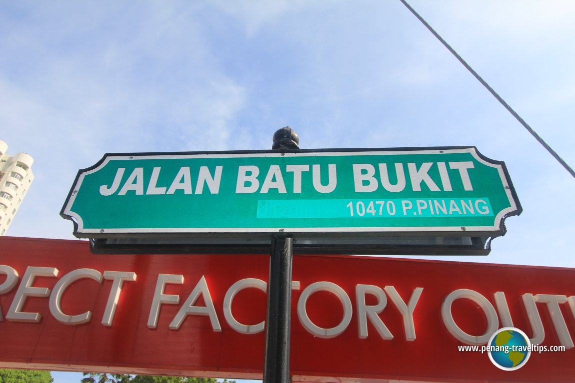 Jalan Batu Bukit road sign