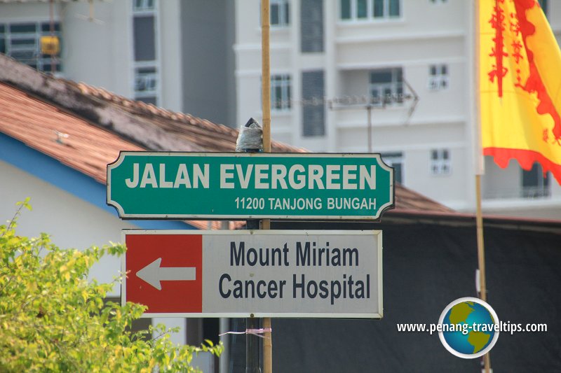 Jalan Evergreen road sign