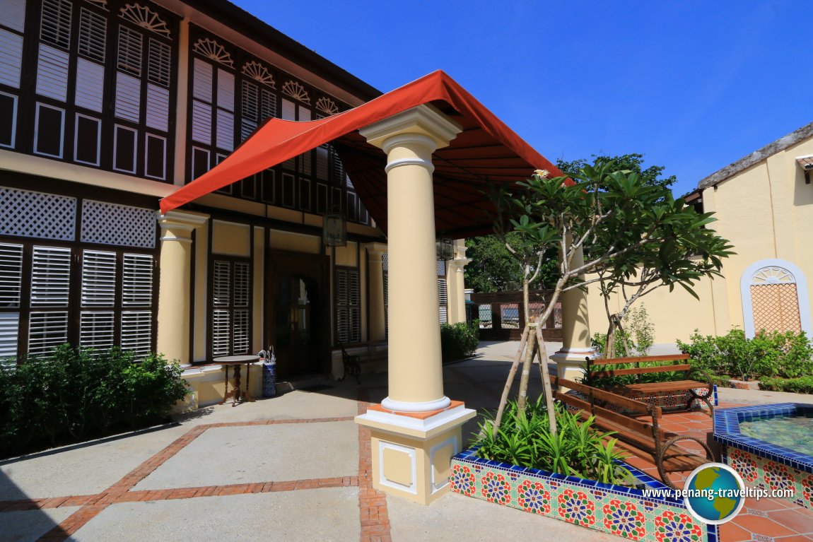 The driveway of Jawi Peranakan Mansion