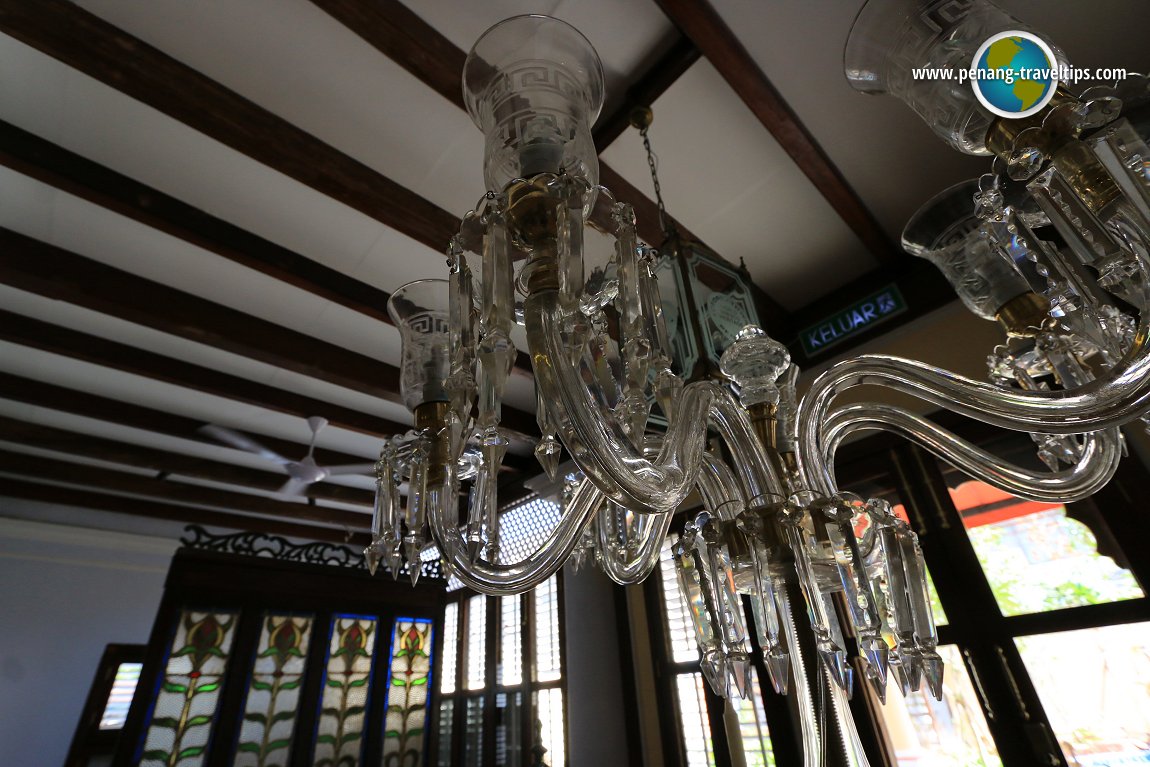 The chandelier at the entrance hall of Jawi Peranakan Mansion