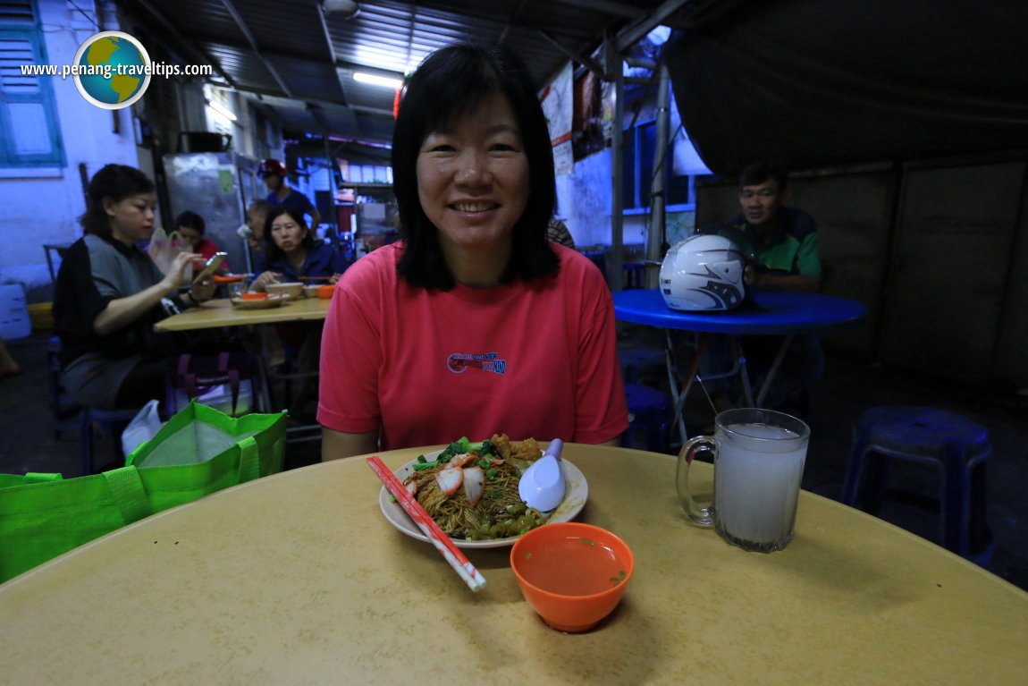 Under The Tree Wan Than Mee, Jelutong Market