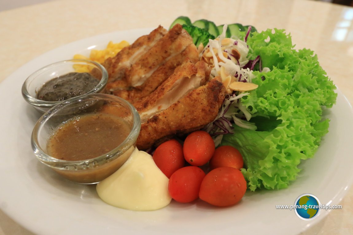 Seared Chicken Salad, Kai Curry Bar