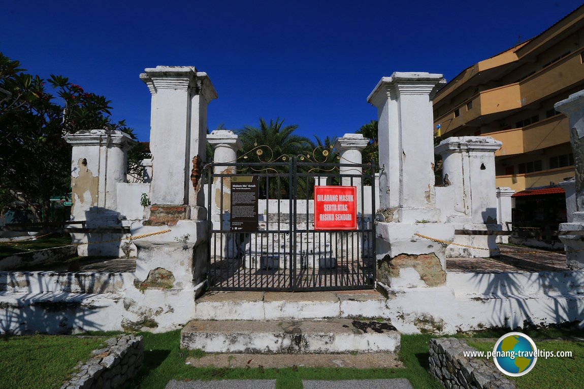 Kapitan Keling's Tomb