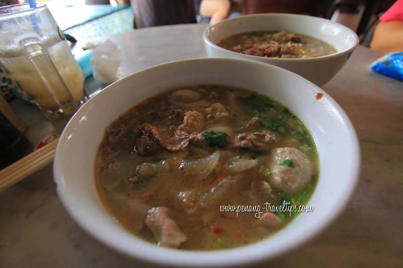 Kedai Kopi Lam Ah Gu Bak Koay Teow