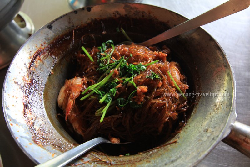 The glass noodles at Khun Thai Seafood