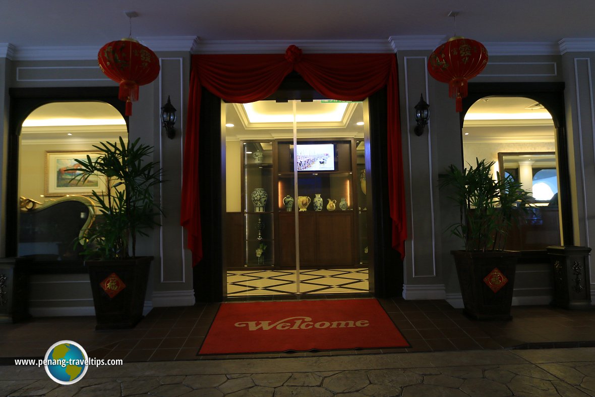 Kimberley Hotel entrance