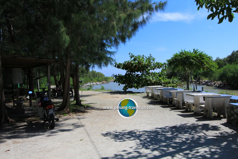 Path to the river mouth at Kuala Sungai Burong