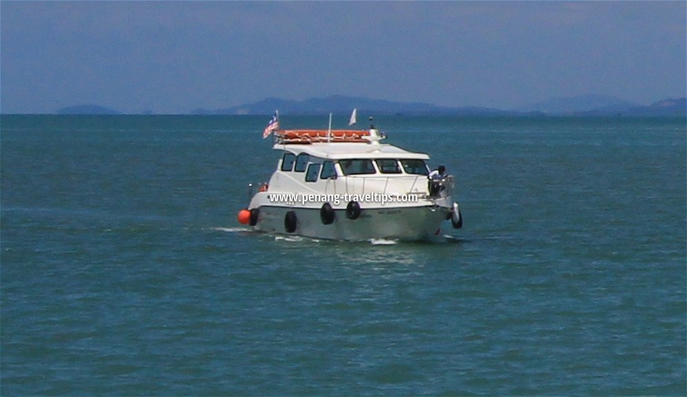 Lady Martina Water Limousine