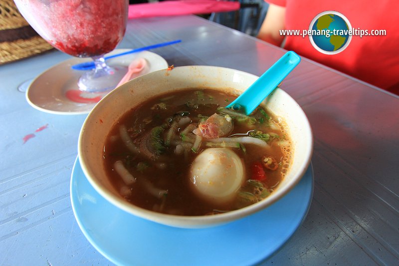 The laksa at Batu Musang Jetty