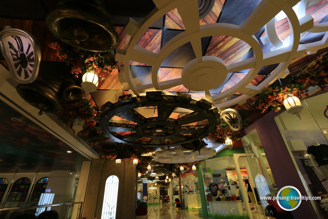 Ceiling decor at M Mall O2O