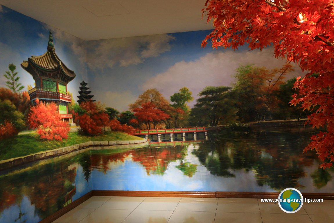 Korean garden scene at M Mall O2O