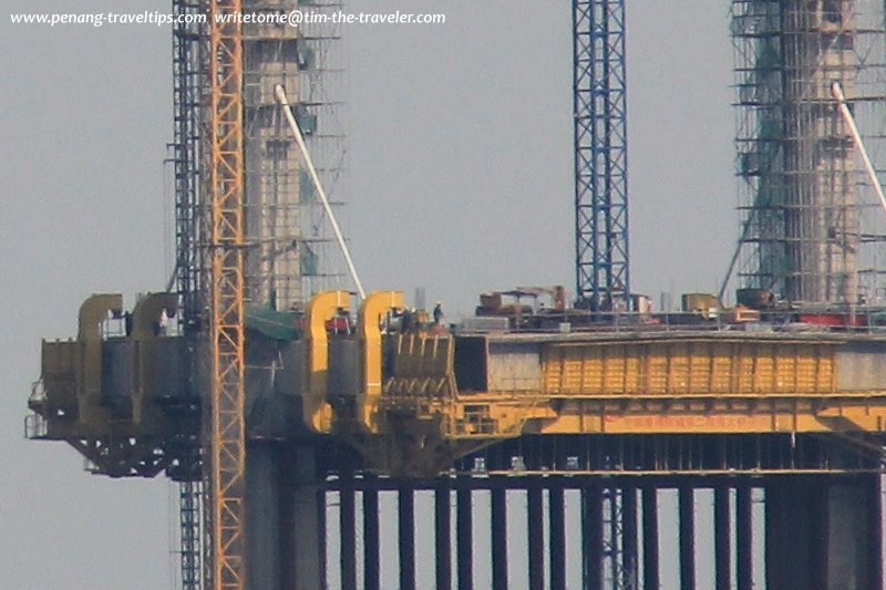 Construction in progress on the main span of the 2nd Penang Bridge