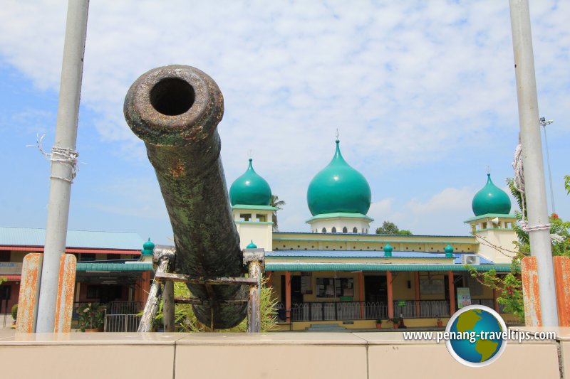 Masjid Jamek Simpang Empat Permatang Buluh