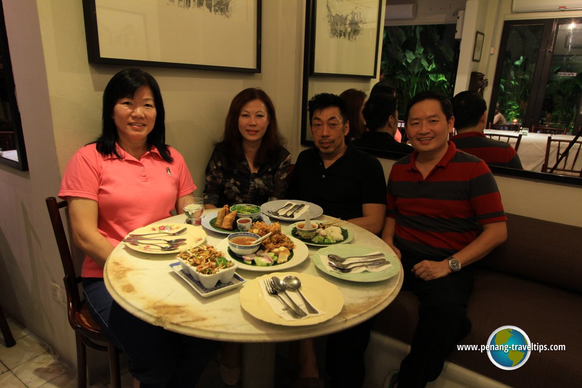 Dinner at Mews Cafe with Christopher Ong and Magdalene Ng