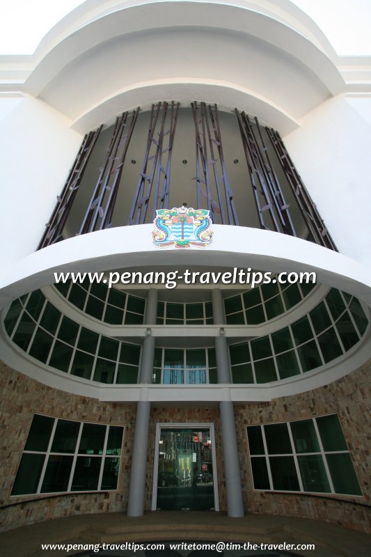 Foyer of the Parking Complex