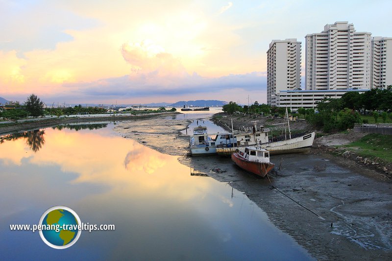 Muara Sungai Pinang