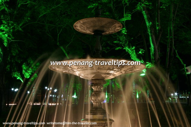 Municipal Fountain at night