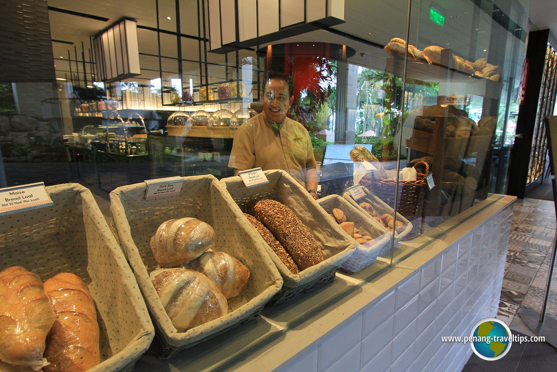 Bread baskets at Nada Lama