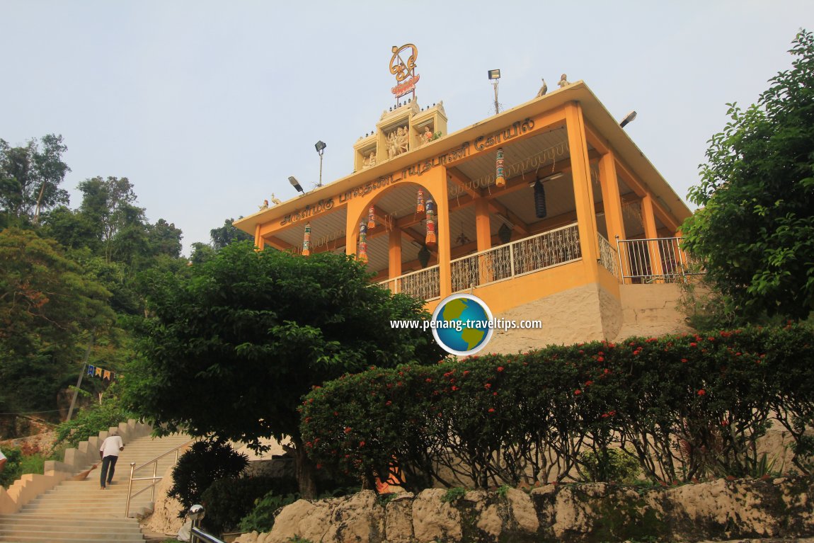 The old Arulmigu Balathandayuthapani Temple