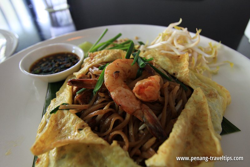 Pad Thai, GLOW Penang