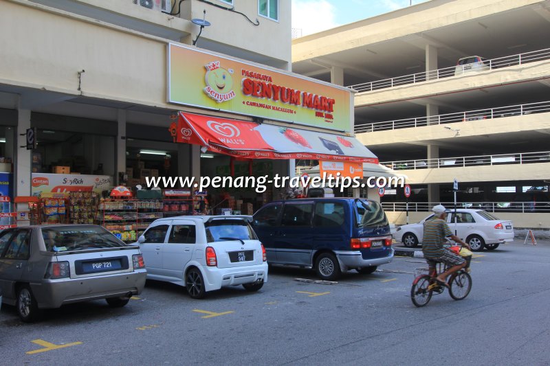 Pasaraya Senyum Mart, Macallum Street Ghaut