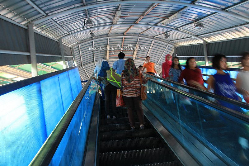Pengkalan Sultan Abdul Halim escalator