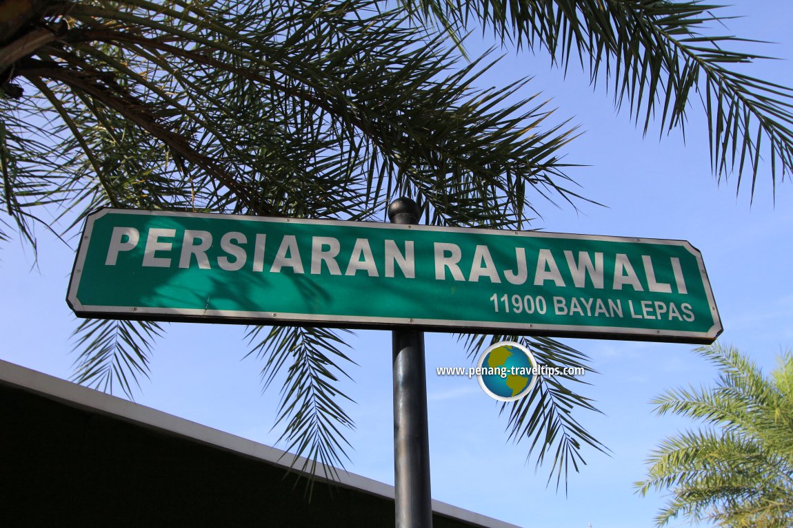 Persiaran Rajawali road sign