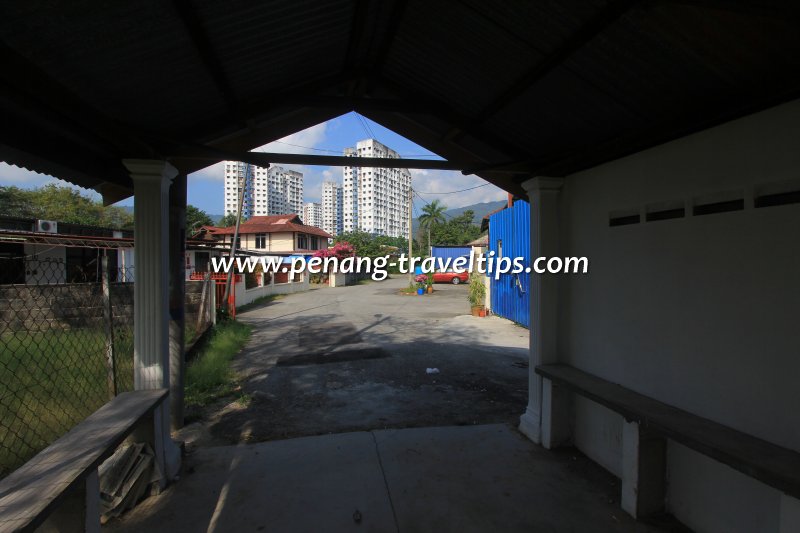 Pokok Setoi Muslim Cemetery