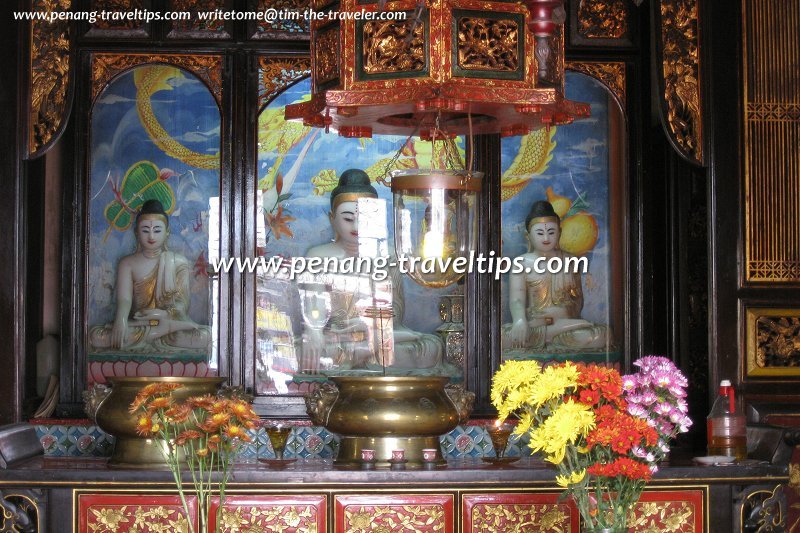 Prayer hall of San Huah Tang