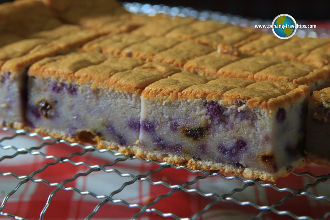 Purple Yam Kuih