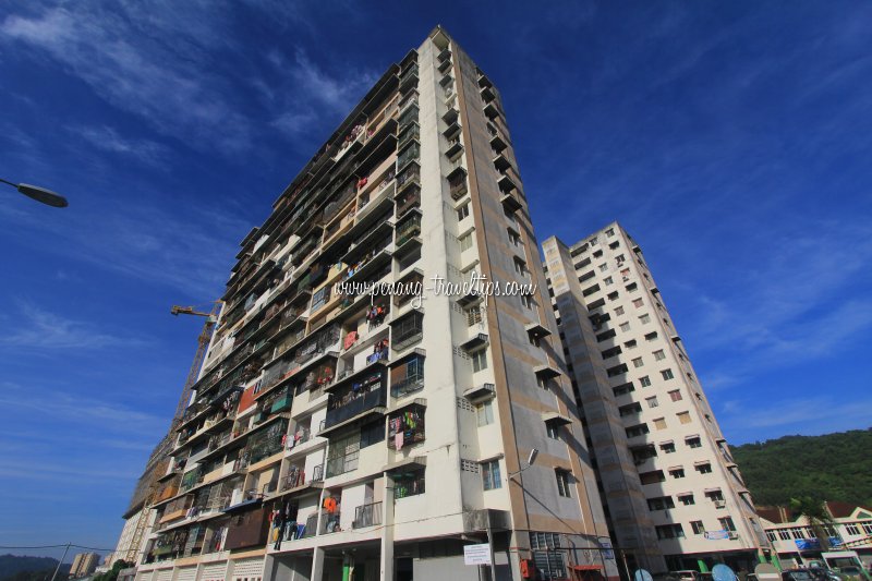 Pusat Bayan Apartment, Sungai Ara