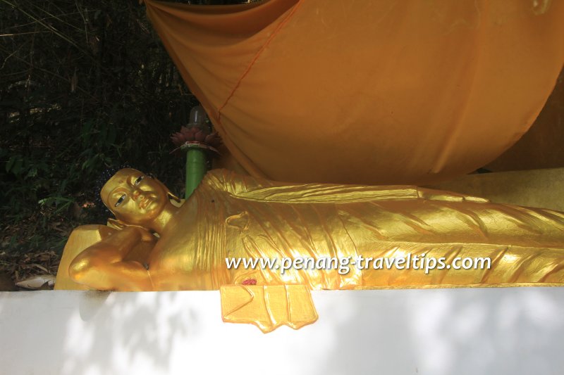 A reclining Buddha at Kuan Yim See